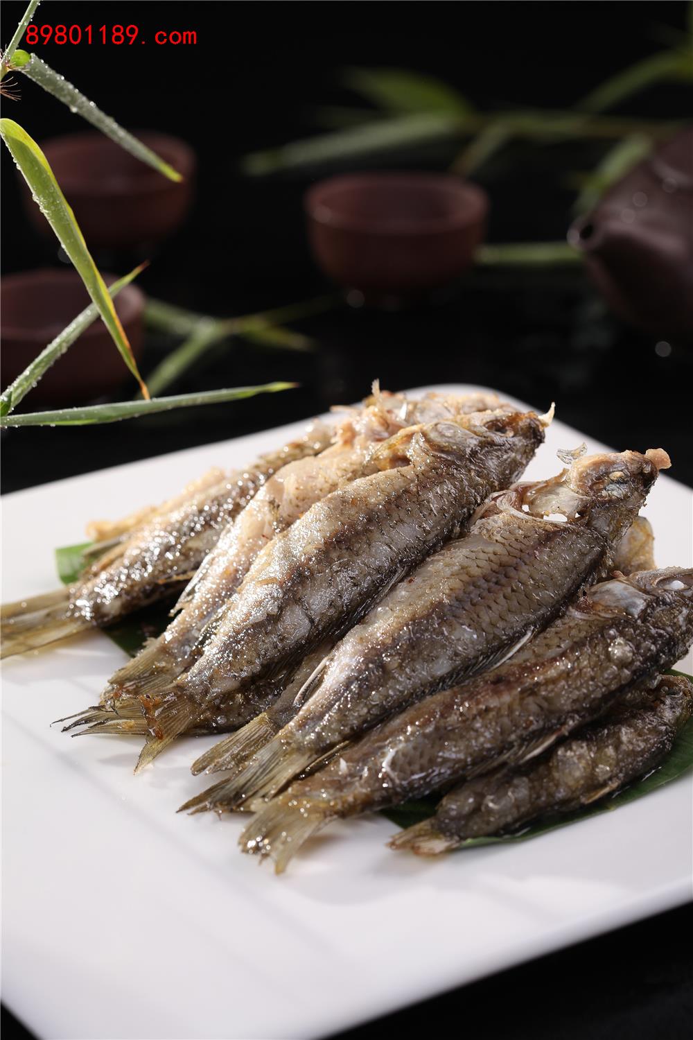 酥骨鲫鱼